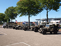 21 september 2019, Amerikaanse jeeps bij Den Heuvel.